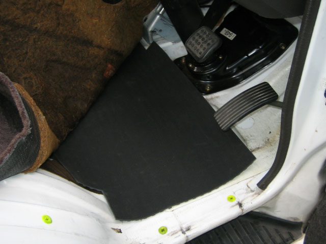 driverfloorleak_fix2.jpg