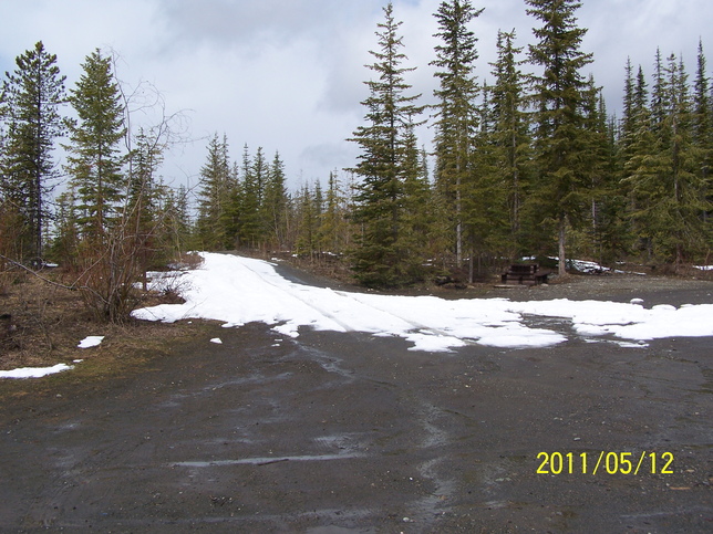 Entrance to Community lake Rec site