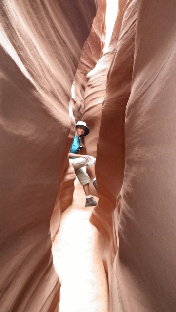 Peek-a-boo canyon