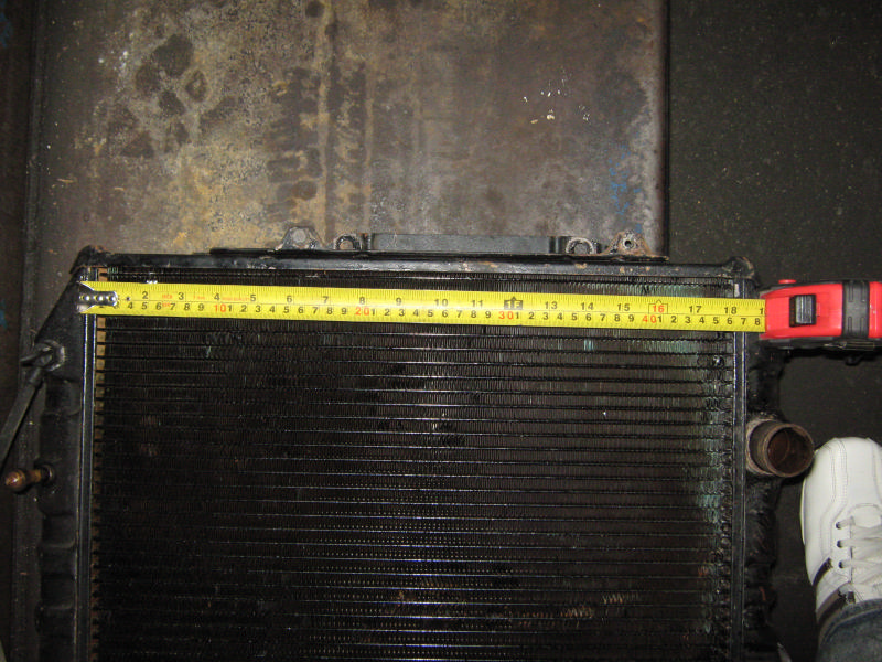 radiator_92pajero 009.JPG