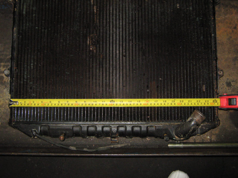 radiator_92pajero 006.JPG