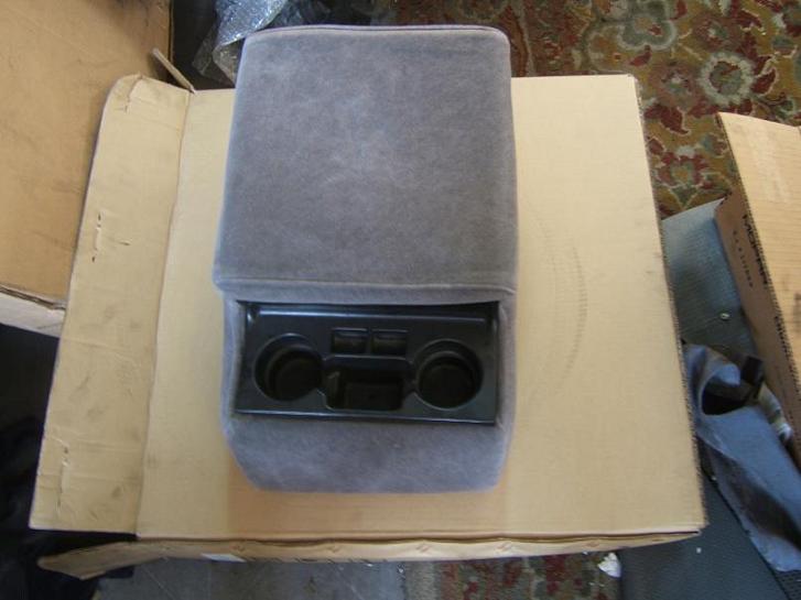 L300 middle console.jpg