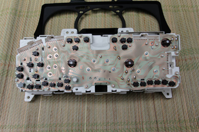 The back of the cluster. The 3 big wedges are the T10 9SMD