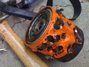 stuck_oil_filter-300x225.jpg
