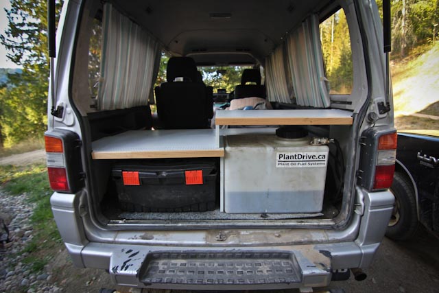 DelicaMrRoboto_005_110919.jpg