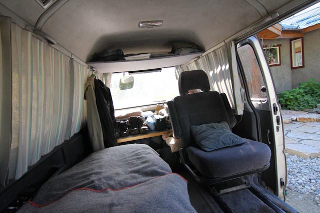 DelicaMrRoboto_001_110920.jpg