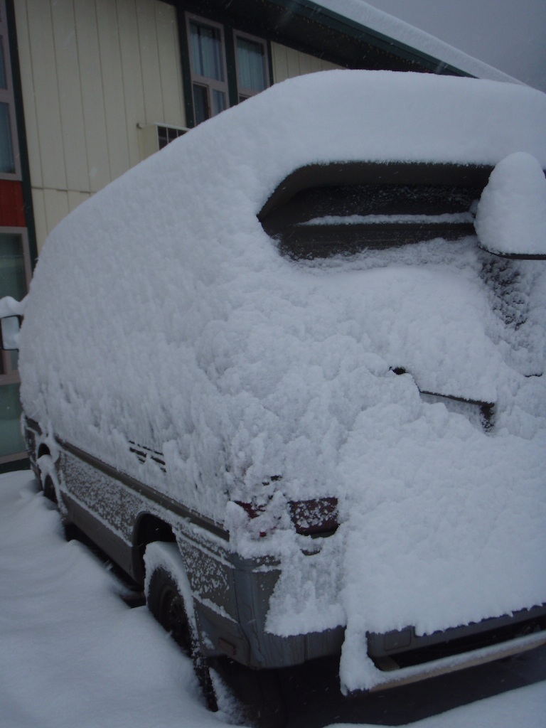 Snowing in Kamloops Dec 07