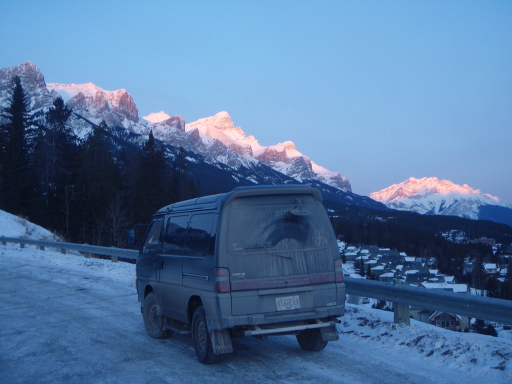 Dawn in Canmore, Feb 08