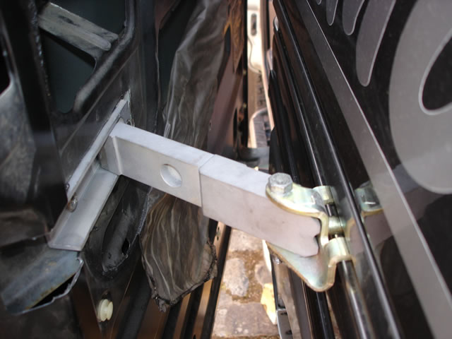 Hinge 011.jpg