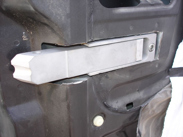 Hinge 009.jpg