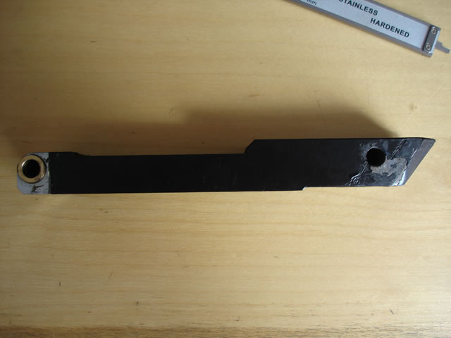 Hinge a002.jpg