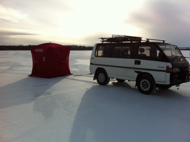 beautiful day looking for walleye