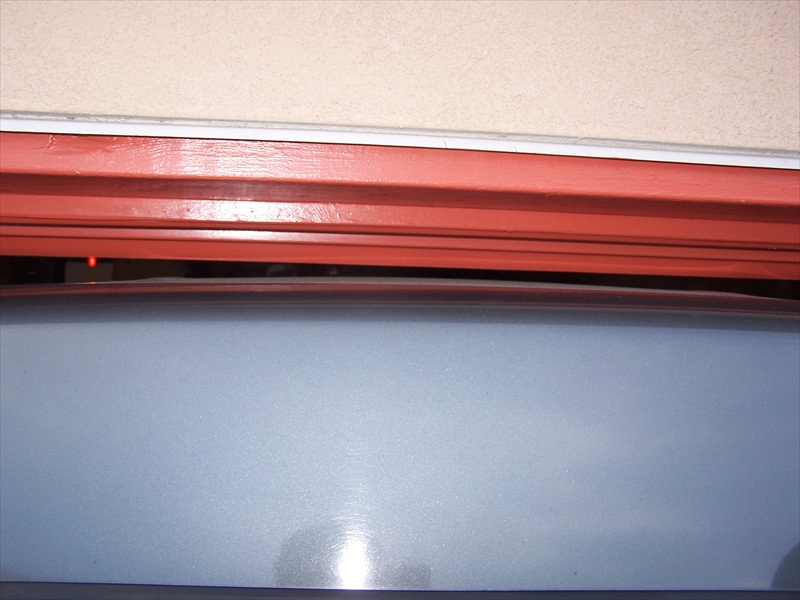 No red paint on my roof yet!