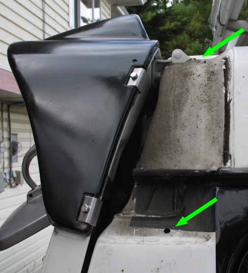 Pry upwards and evenly with a long flat-blade screwdriver in these areas.