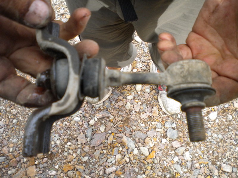 L400 rear link.