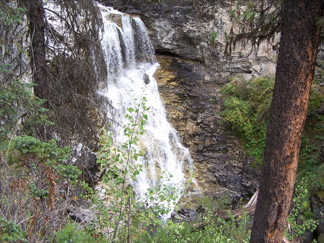 North of the canyon and now on Kettle River FSR Winnifred falls is a nice area and would likely be spectacular during spring freshet.<br />Walking trails are all along the edge so you can see right into the falls and canyon.