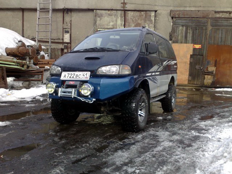 Gen 1 with winch (Custom unit from Russia).