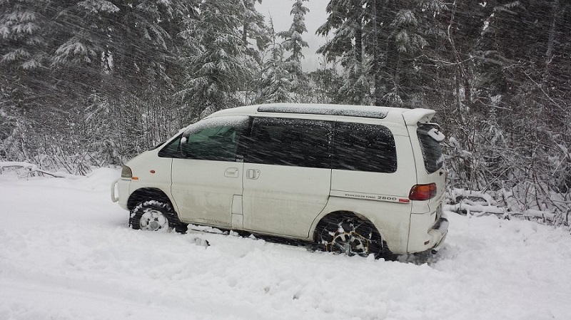 snow van.jpg
