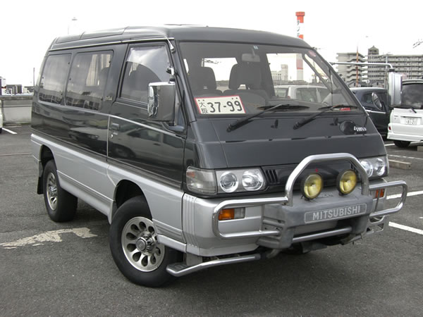 1990_DelicaStarWagon_Superexceed01_01.jpg