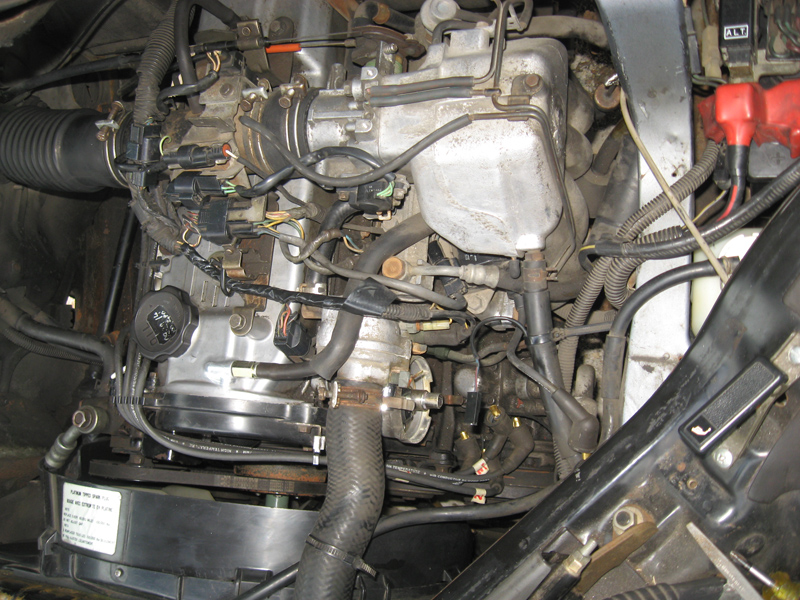 Mitsubishi Van Wagon 1989 engine 4G64..jpg