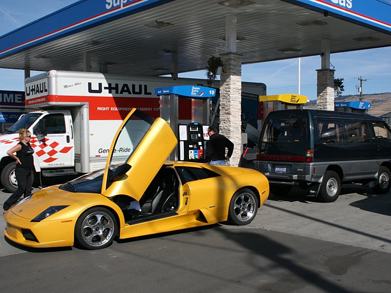 Gumdrop and Murcielago.