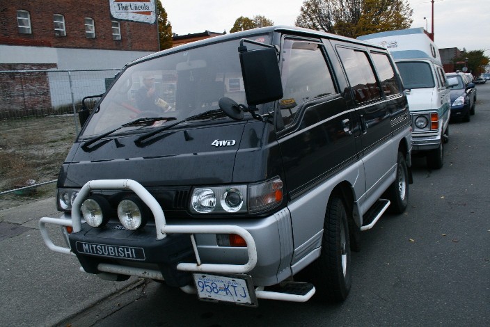 van and owl 096.jpg
