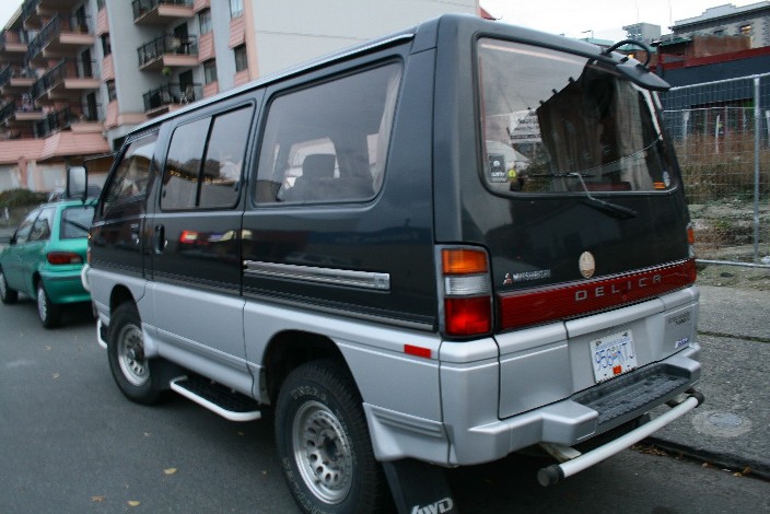 van and owl 098.jpg