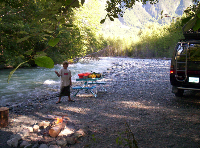 Camping on the Nusatsum River.