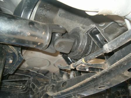 bearing and rear axle shaft.JPG