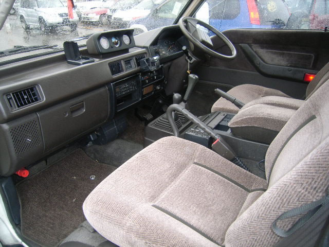 delica-interior.jpg