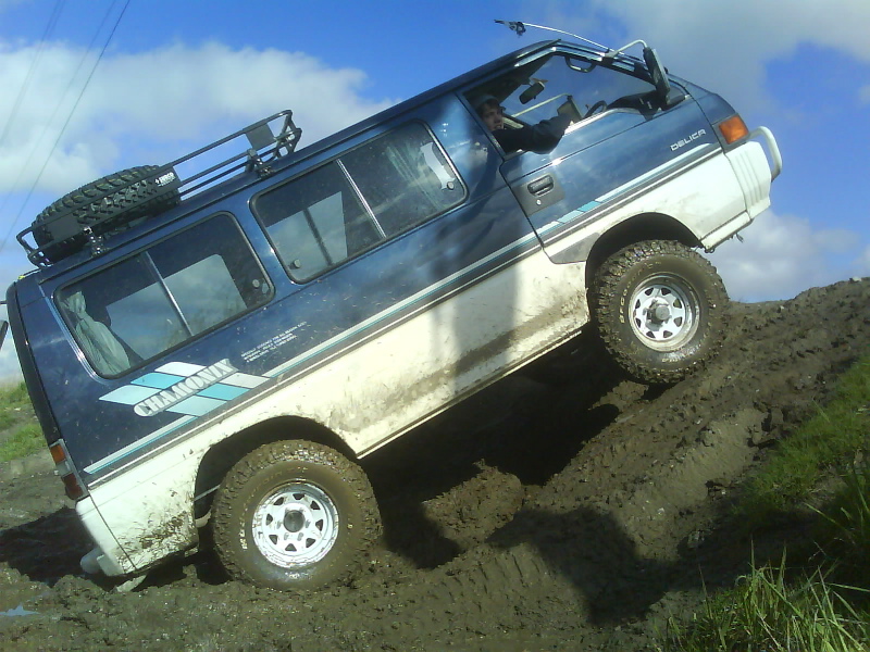 dsc00210ey1.jpg