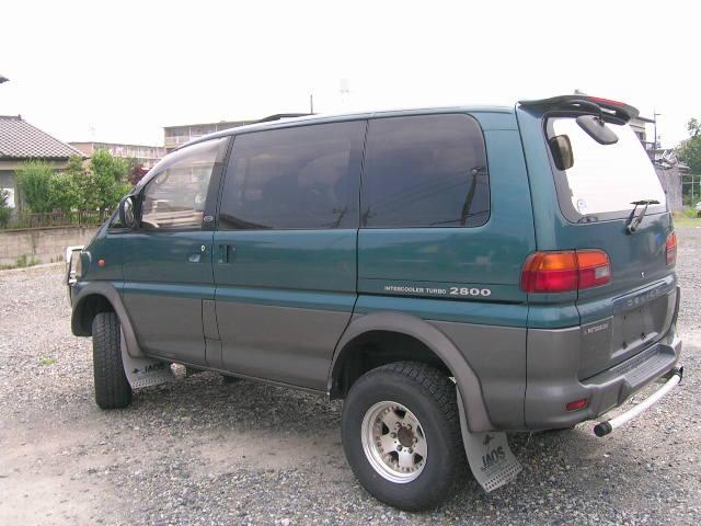 delicaL40012.jpg