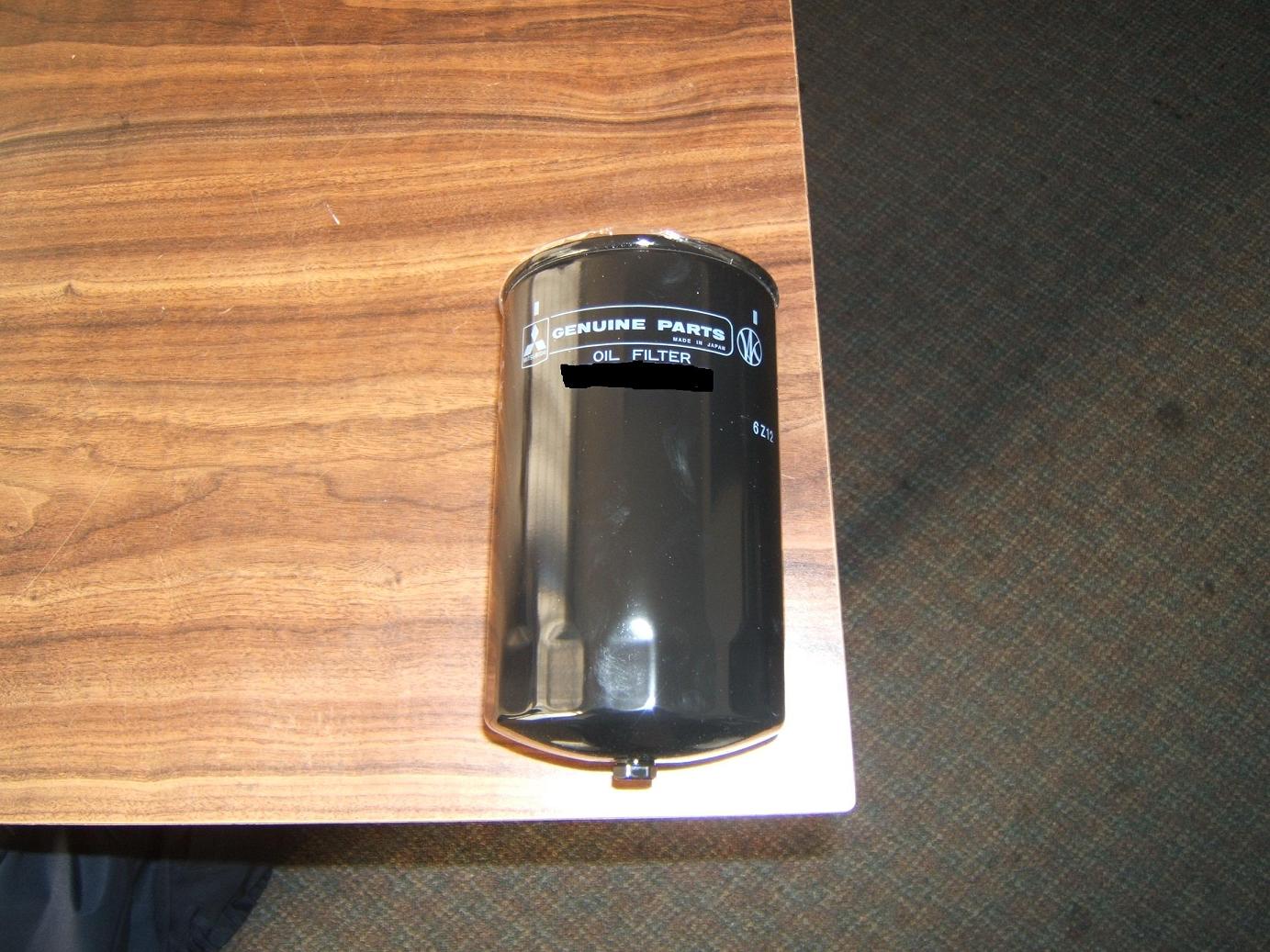 4M40 oil Filter.jpg