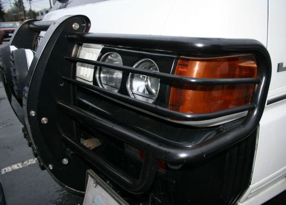 Delica Bushbar.jpg