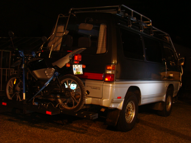 Delica and Tomos 2.JPG