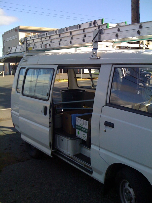 And here's that other sliding door - very nice!