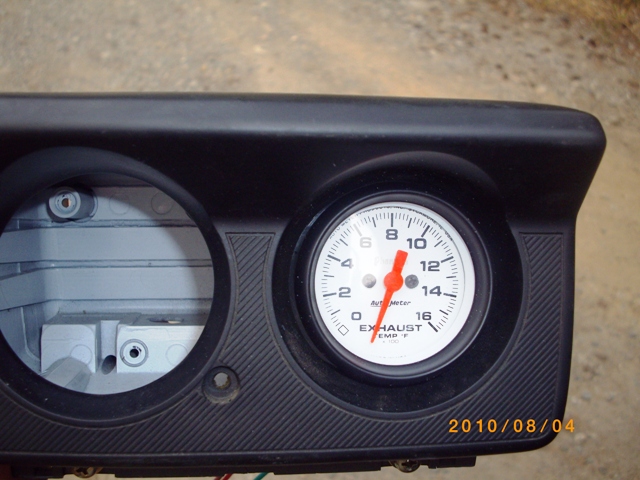 puttin in a pyro and booste gauge
