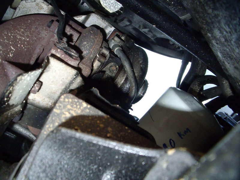 L300 turbo bottom view.jpg