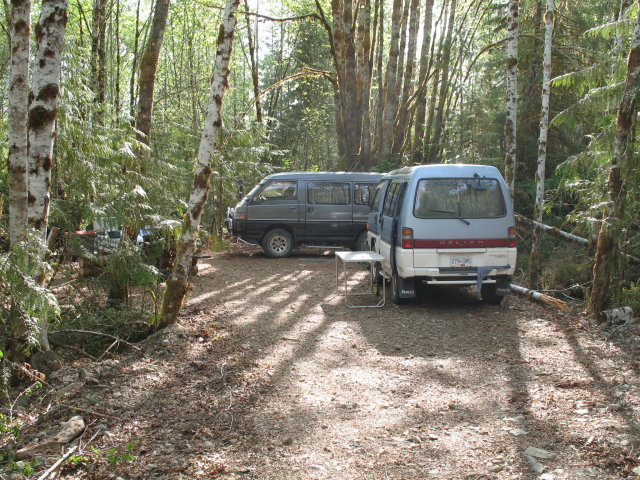 Zissou and TardisDeli