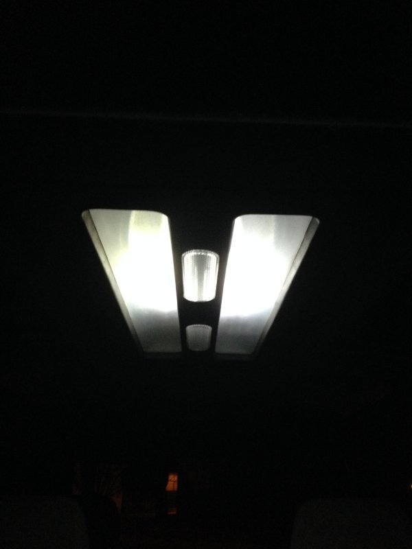 Center light LED3.jpg