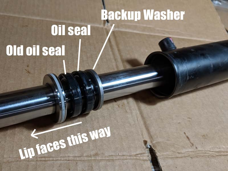 5.OilSeal.JPG