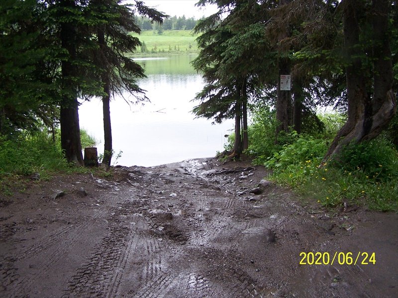 Boat launch - steep with large boulders!!