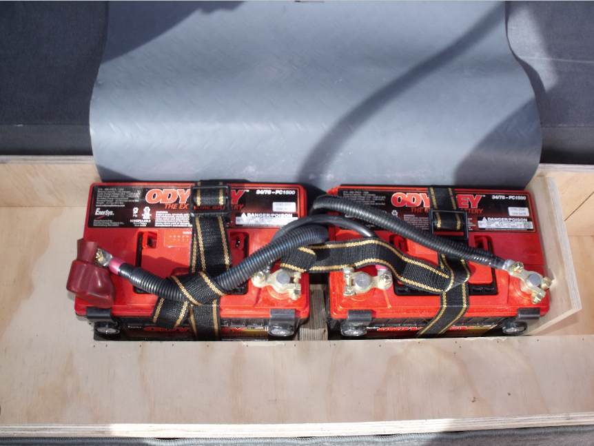 Batteries, storage box 8.jpg