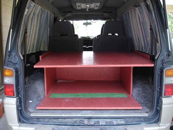 convertible bed/storage box, bench seat still available as well