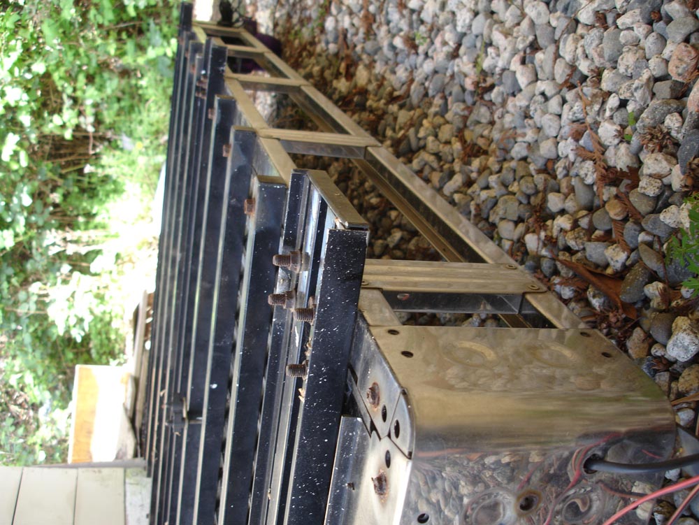 bottom side angle of cargo basket
