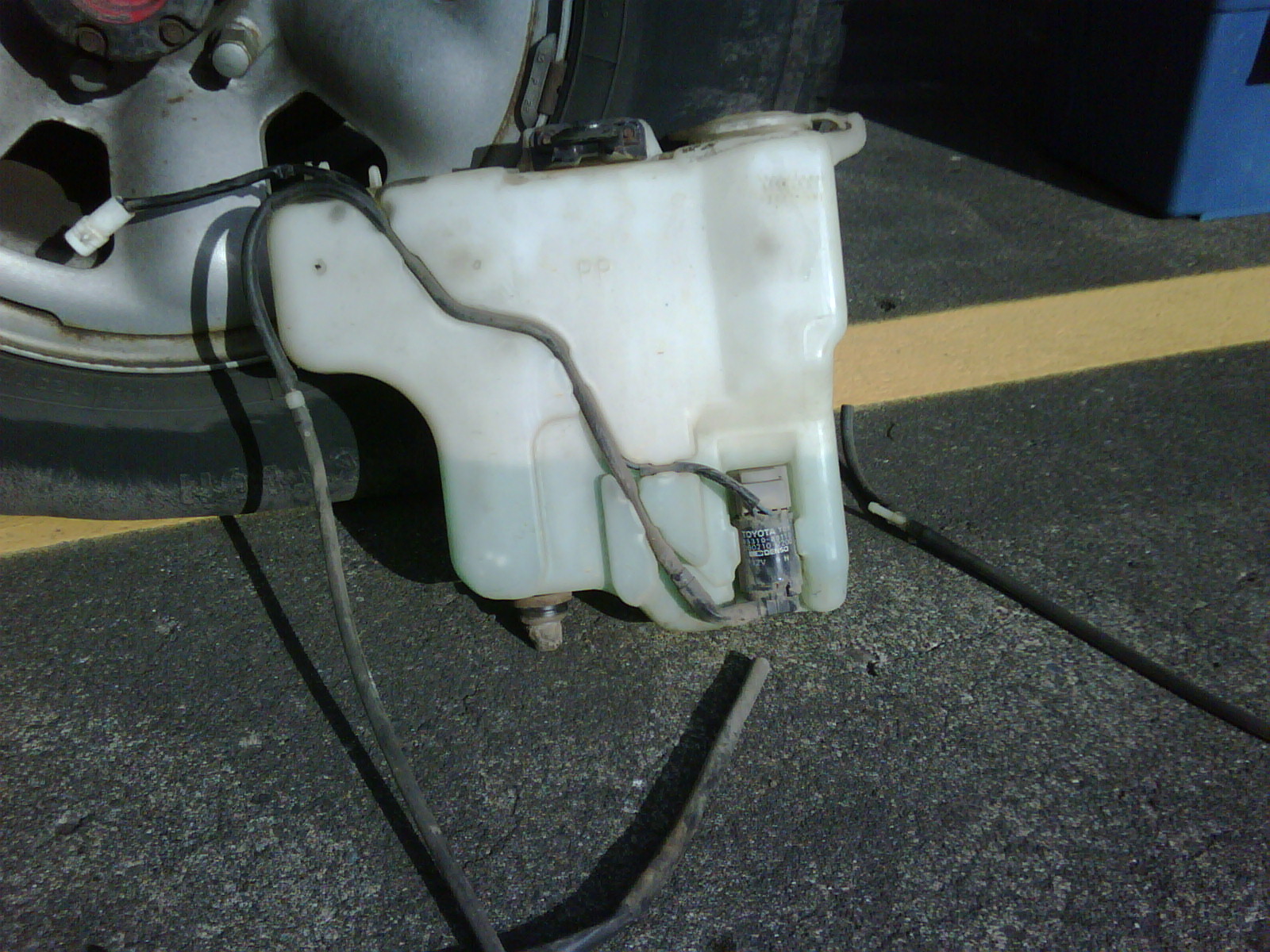 1989 4Runner Washer Tank and pump