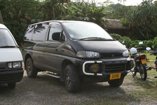L400, front view. Rarotonga, Cook Islands.