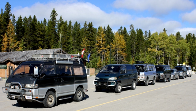 McLean Creek store and trailhead
